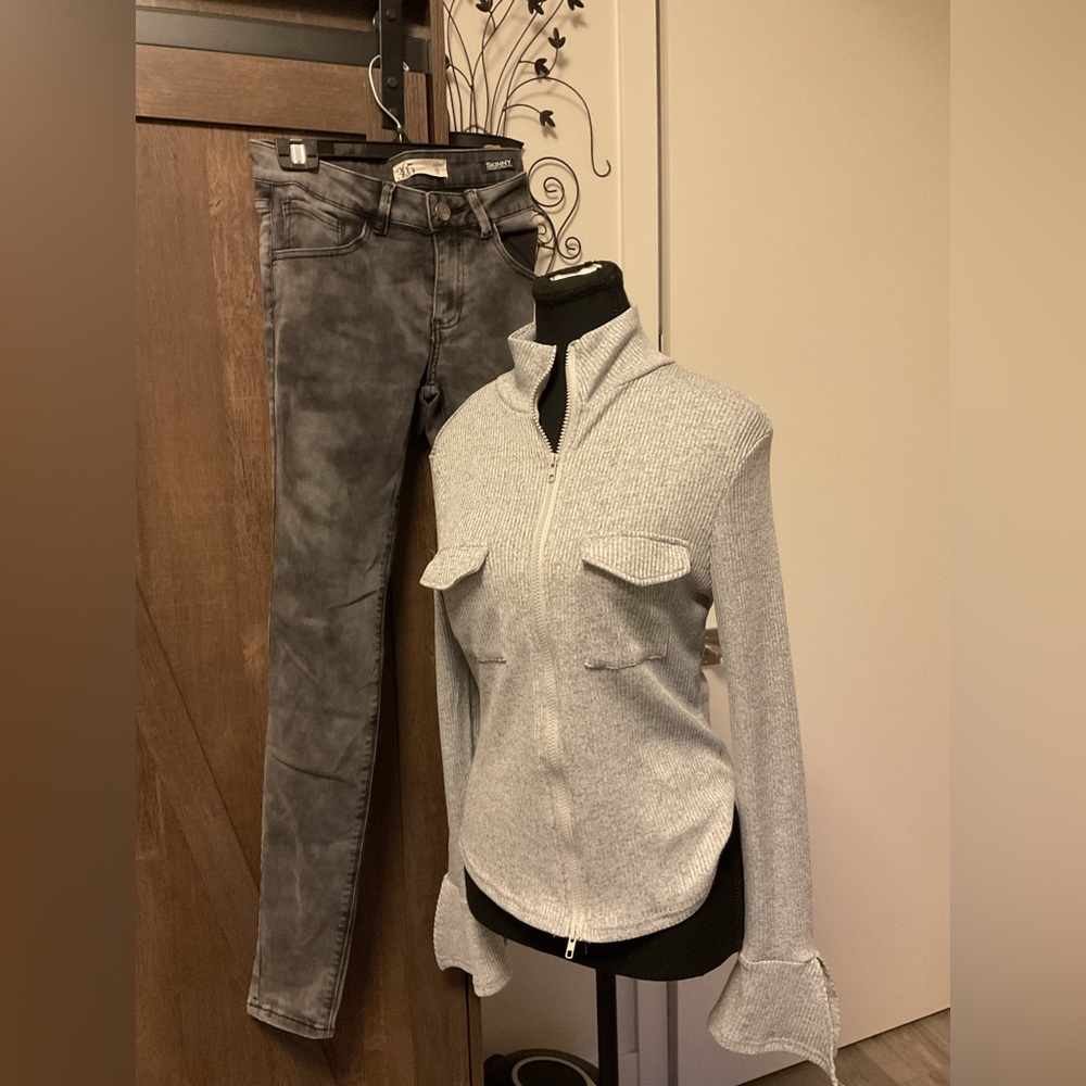 365 Denim Skinny hyper stretch Jeans in an Acid wash .